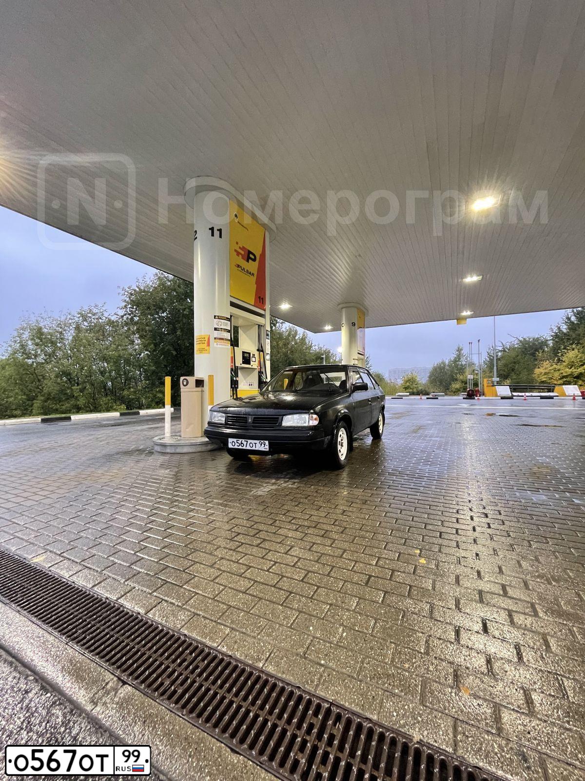 Фото автомобиля AZLK MOSKWITSCH 2141, 1999 — госномер О567ОТ99. Цвет: ЧЕРНЫЙ