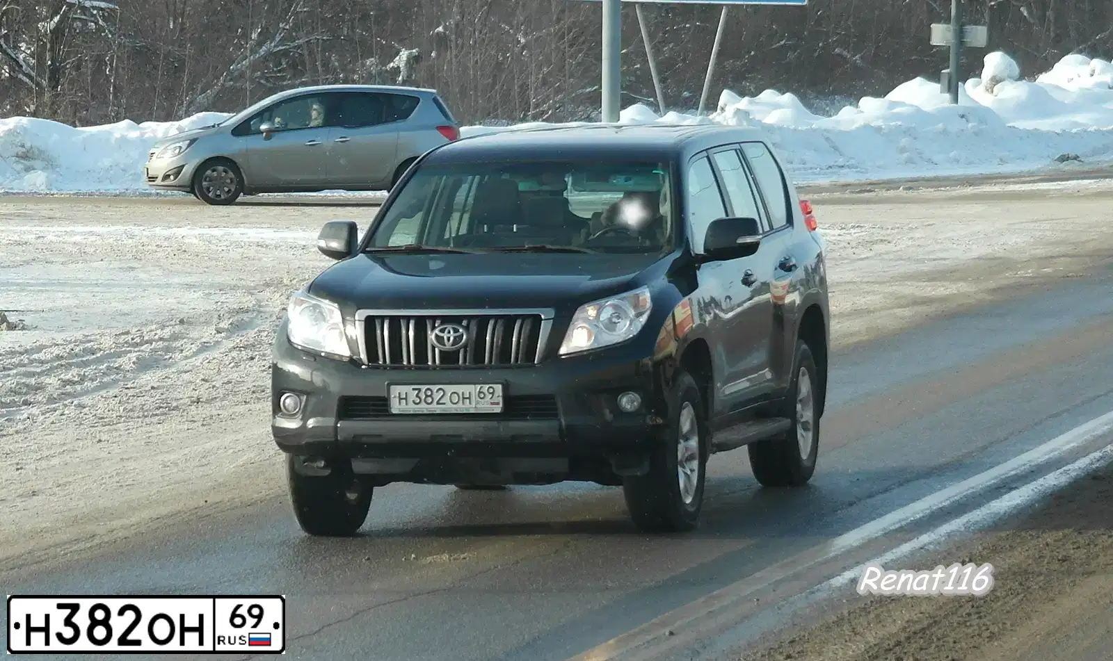 Фото автомобиля TOYOTA LANDCRUISER, 2011 — госномер Н382ОН69. Цвет: ЧЕРНЫЙ