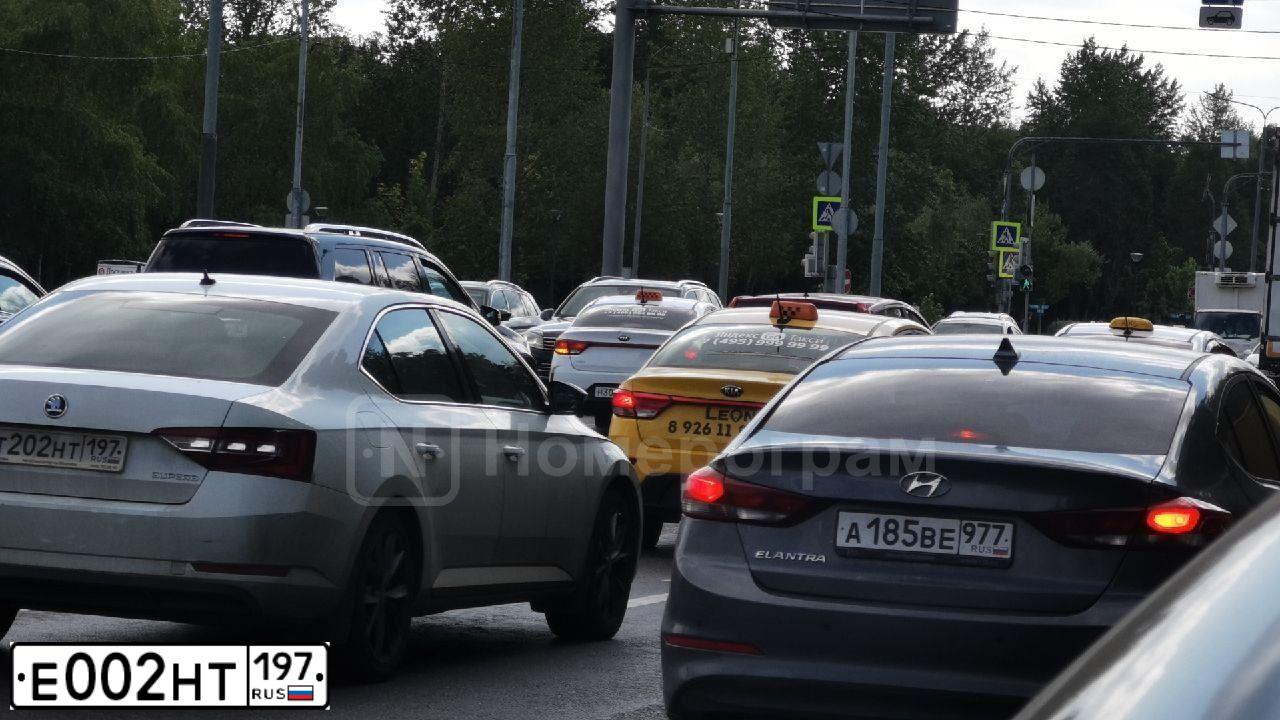 Фото автомобиля BMW SERIE 5, 2008 — госномер К534ЕВ777. Цвет: ЧЕРНЫЙ