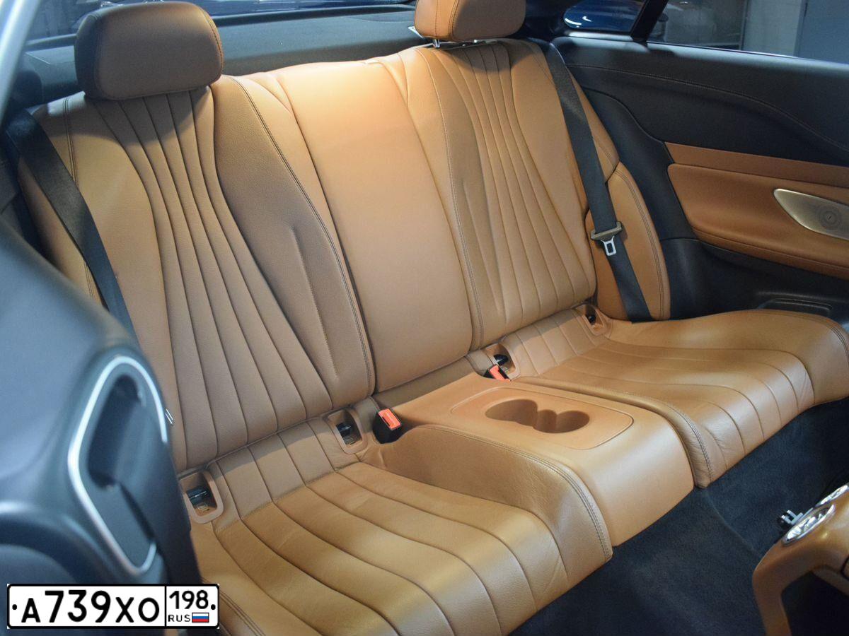 Фото автомобиля MERCEDES-BENZ E200, 2018 — госномер Е084МЕ147