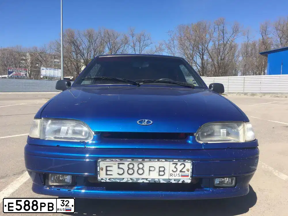 Фото автомобиля LADA 2115 SAMARA, 2007 — госномер Е588РВ32. Цвет: СИНИЙ