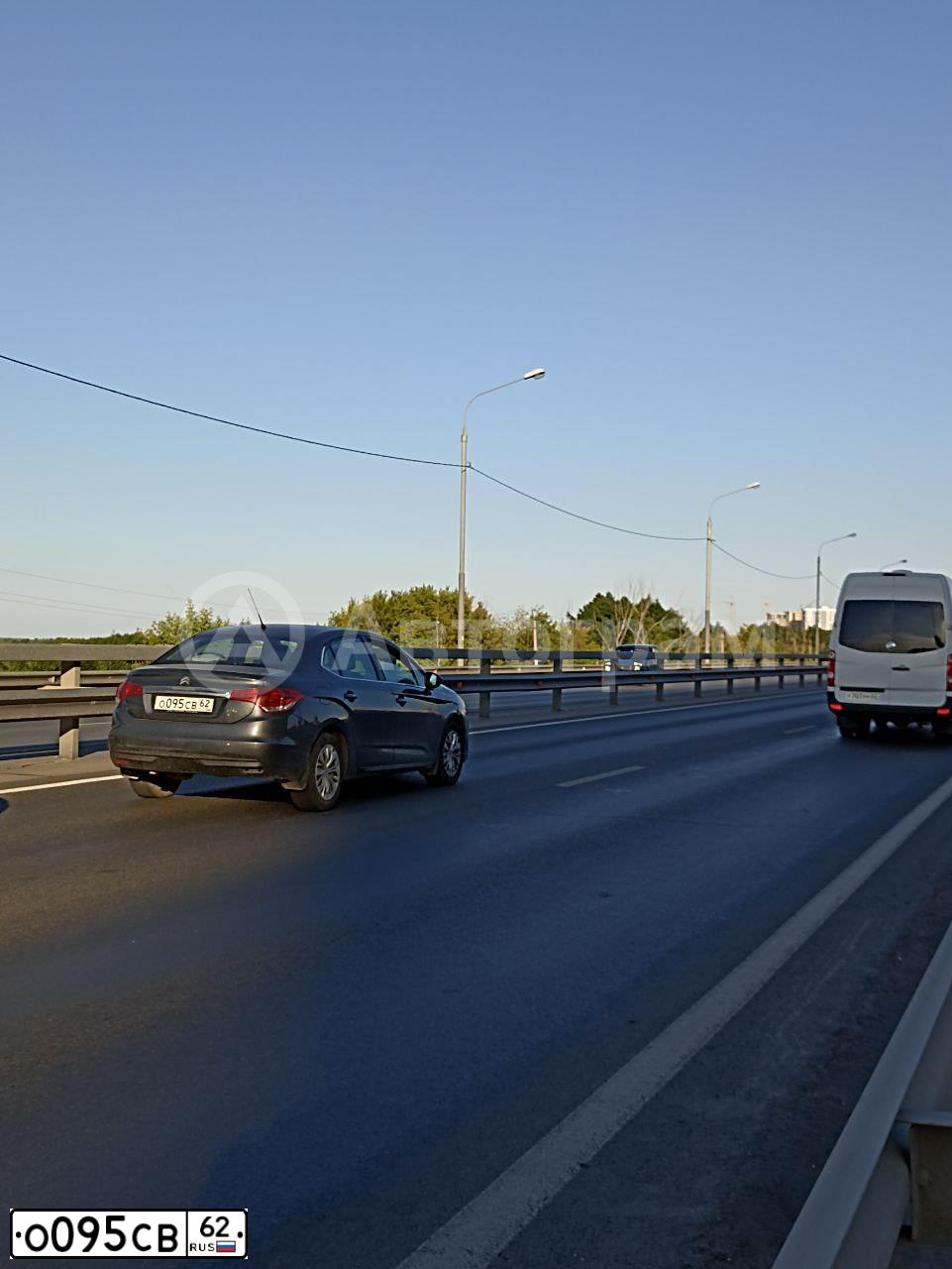 Фото автомобиля CITROEN C4, 2014 — госномер О095СВ62. Цвет: Серый