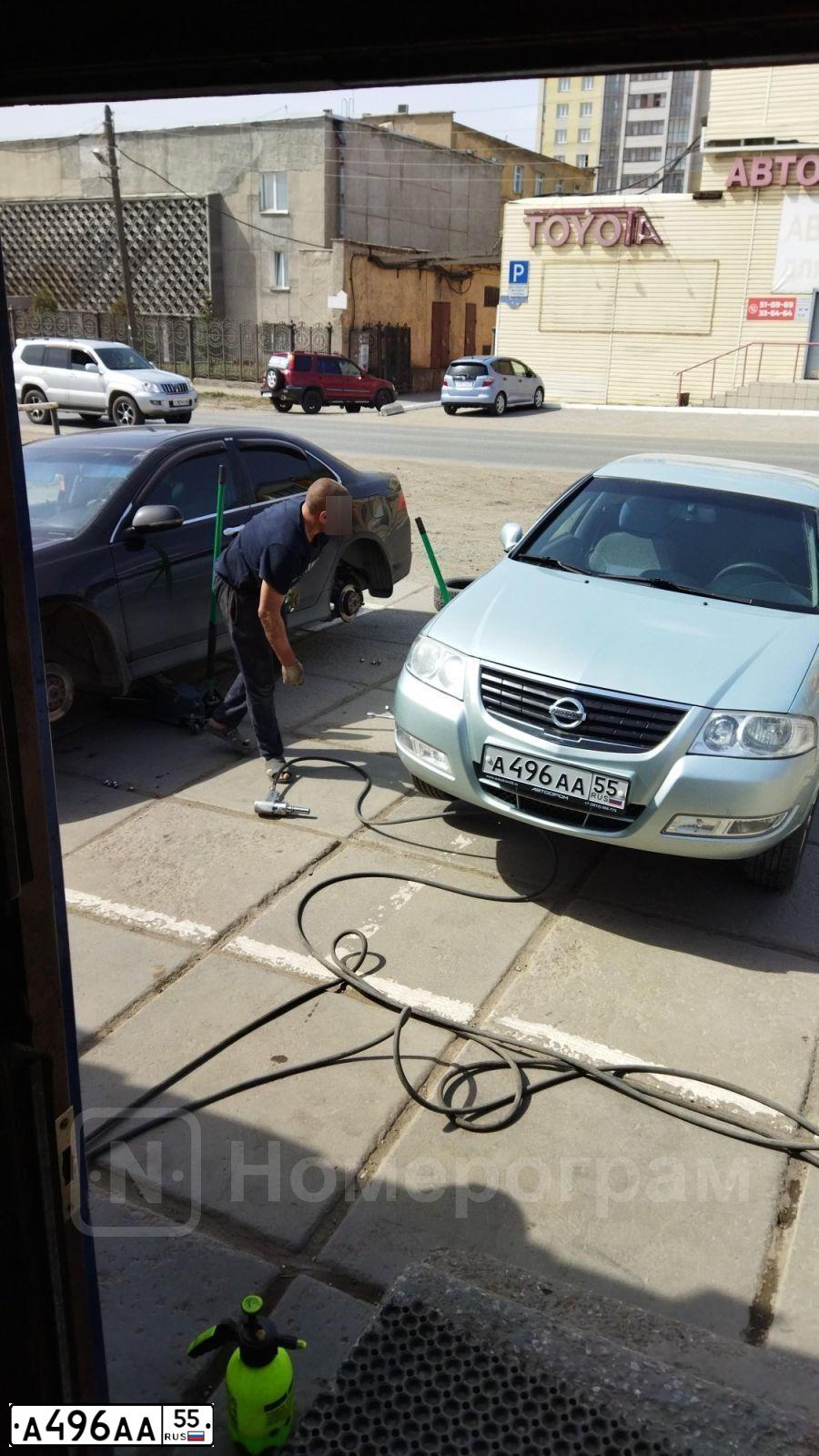 Фото автомобиля NISSAN ALMERA, 2007 — госномер А496АА55. Цвет: СЕРЕБРИСТЫЙ