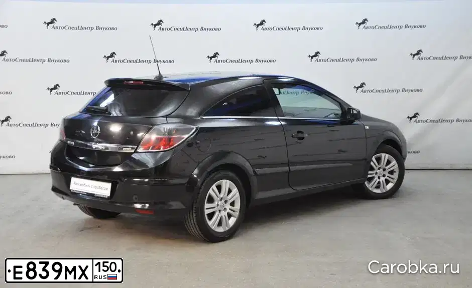 Фото автомобиля OPEL ASTRA, 2008 — госномер Е839МХ150. Цвет: ЧЕРНЫЙ