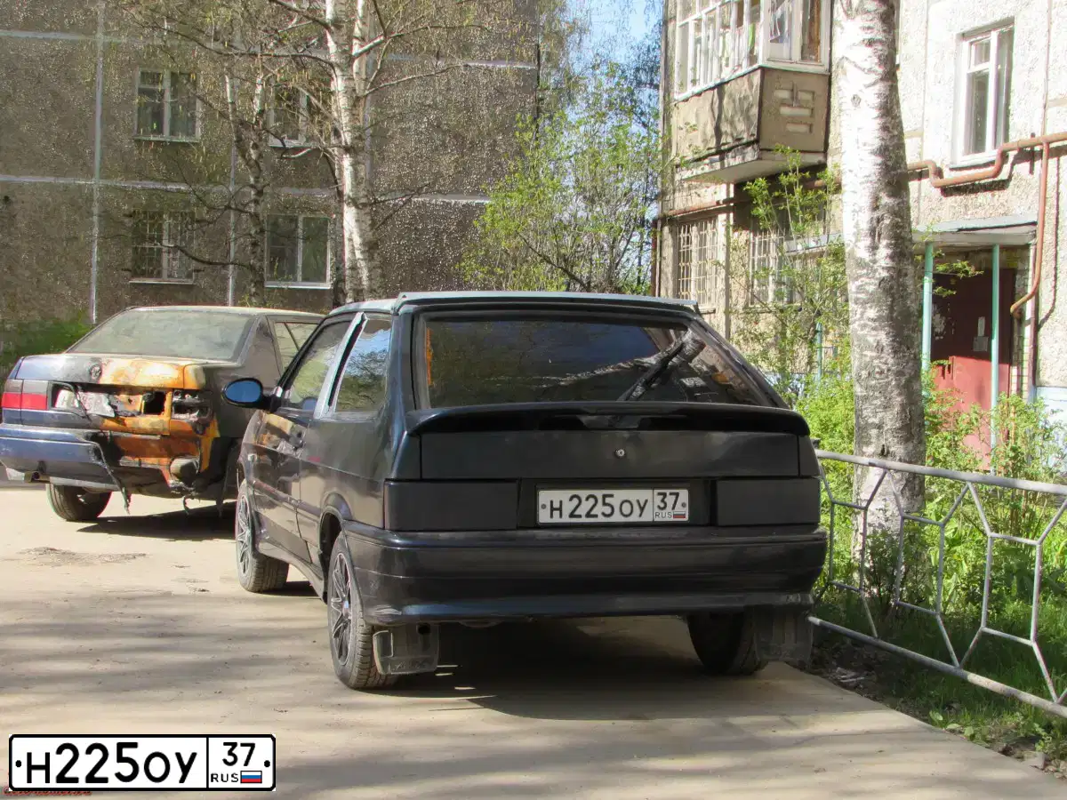 Фото автомобиля LADA 2113, 2007 — госномер К450УС33. Цвет: ГРАФИТОВЫЙ МЕТАЛИК