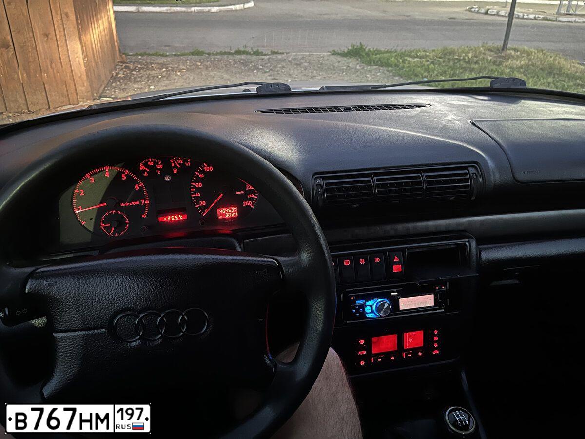 Фото автомобиля AUDI A4, 1997 — госномер Е143ВН156