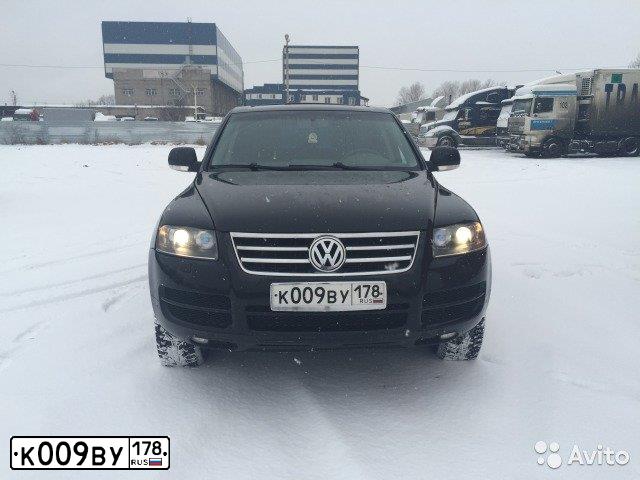Фото автомобиля VOLKSWAGEN TOUAREG, 2005 — госномер К009ВУ178. Цвет: ЧЕРНЫЙ