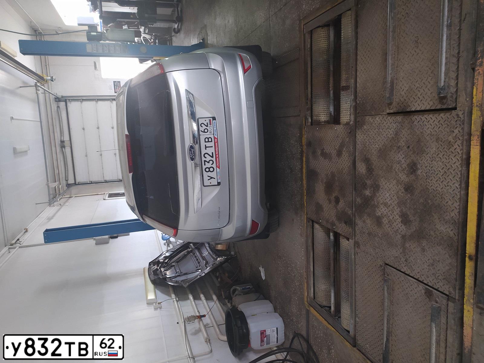 Фото автомобиля FORD FOCUS, 2008 — госномер Р910ЕР136. Цвет: СЕРЕБРИСТЫЙ