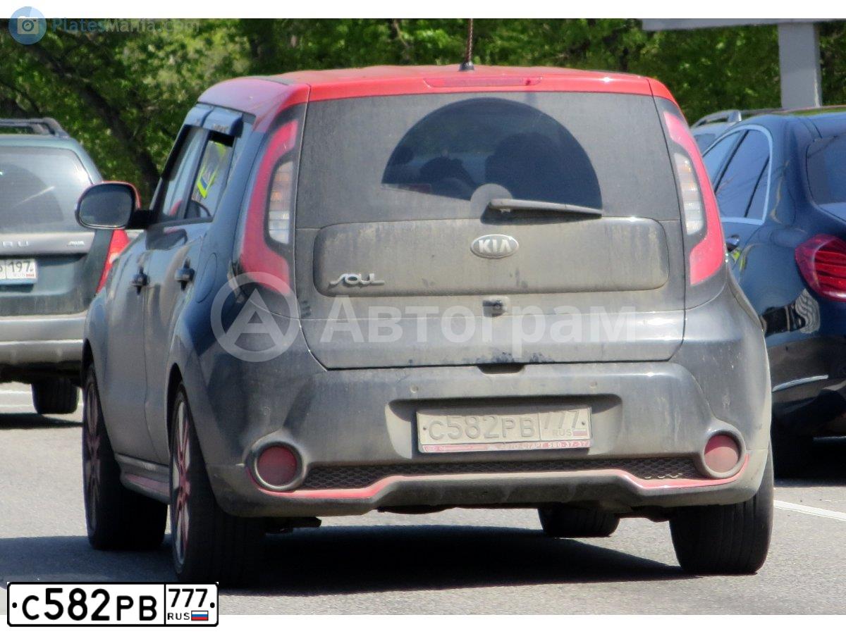 Фото автомобиля KIA SOUL, 2015 — госномер С582РВ777. Цвет: ЧЕРНЫЙ