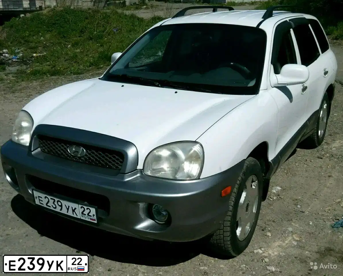 Фото автомобиля HYUNDAI SANTA FE, 2003 — госномер М354ХТ159. Цвет: БЕЛЫЙ