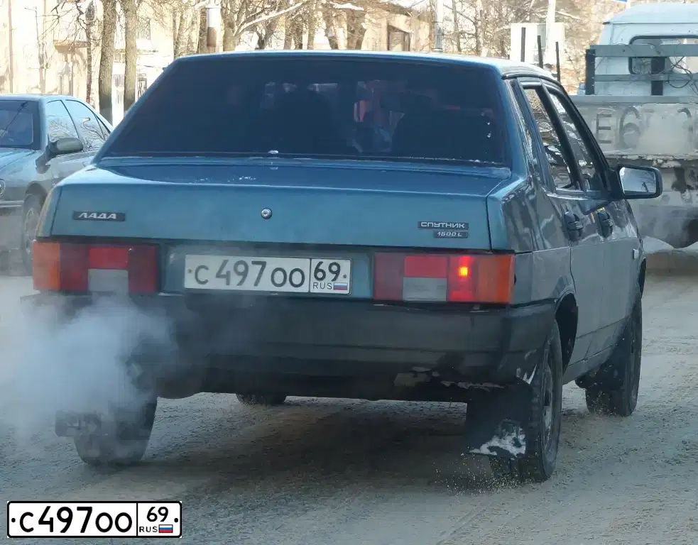 Фото автомобиля LADA 2109 SAMARA, 2001 — госномер Р370ТС69. Цвет: Темный серо-синий металлик