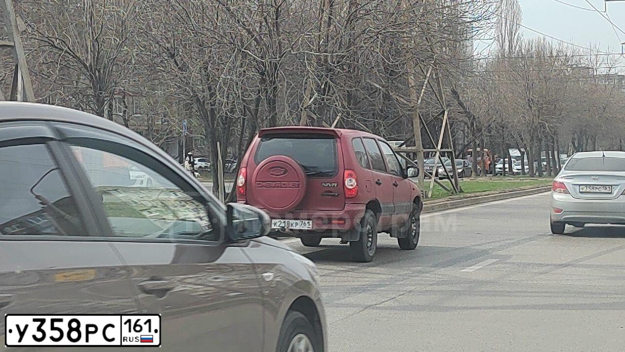 Фото автомобиля HYUNDAI SOLARIS, 2012 — госномер С757МВ761. Цвет: СЕРО-ГОЛУБОЙ