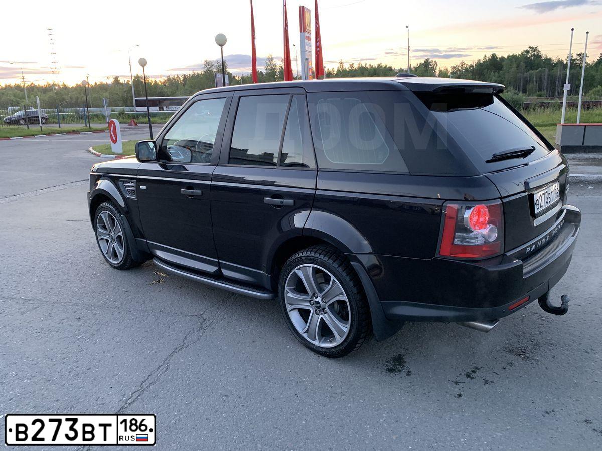 Фото автомобиля LANDROVER RANGE ROVER SPORT, 2010 — госномер Х327ТН72. Цвет: ТЕМНО-КОРИЧНЕВЫЙ