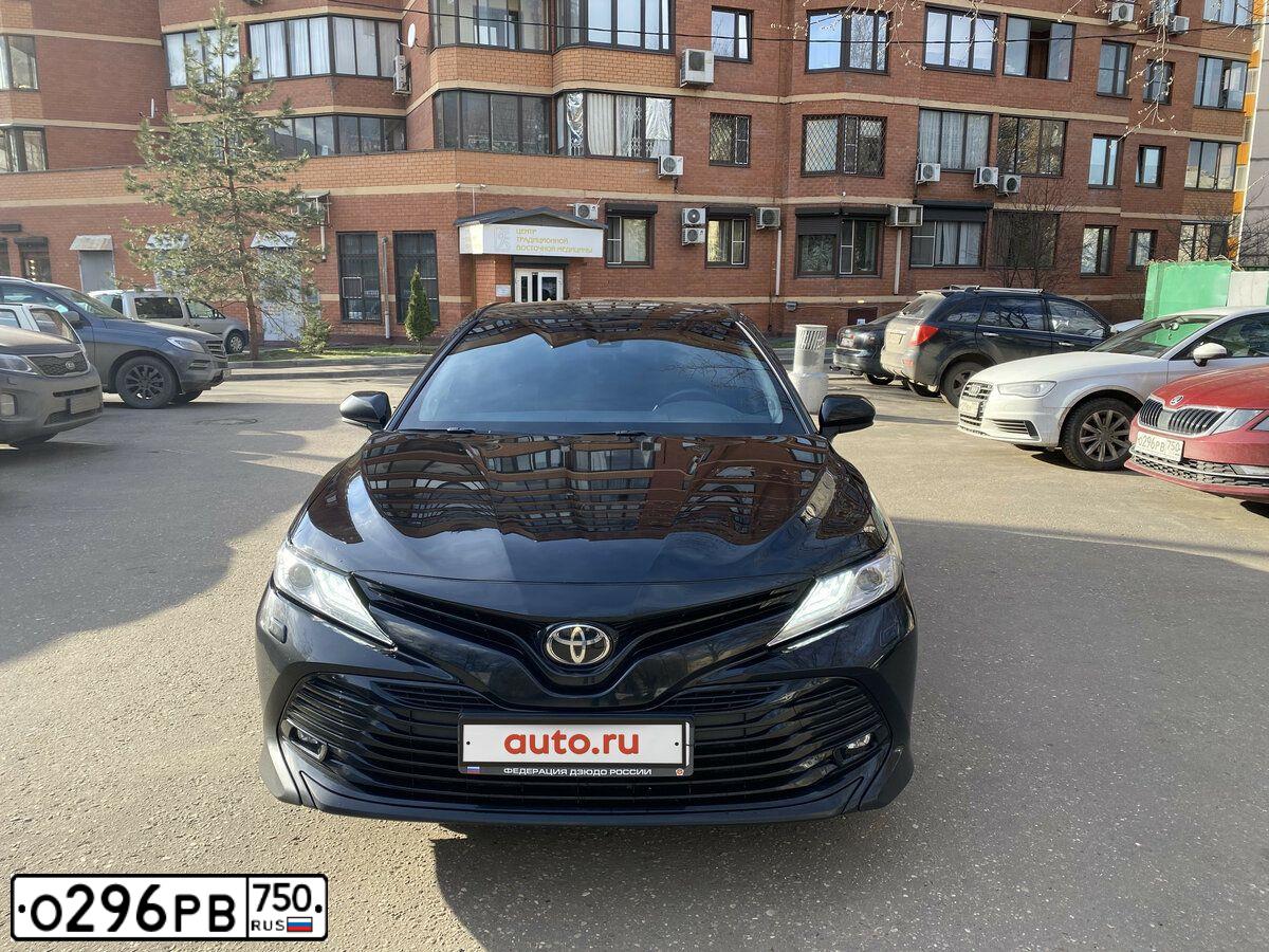 Фото автомобиля SKODA OCTAVIA, 2017 — госномер М887МВ797. Цвет: КРАСНЫЙ