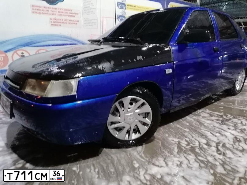 Фото автомобиля LADA 2112 LADA, 2000 — госномер Т711СМ36. Цвет: ЯРКО-СИНИЙ