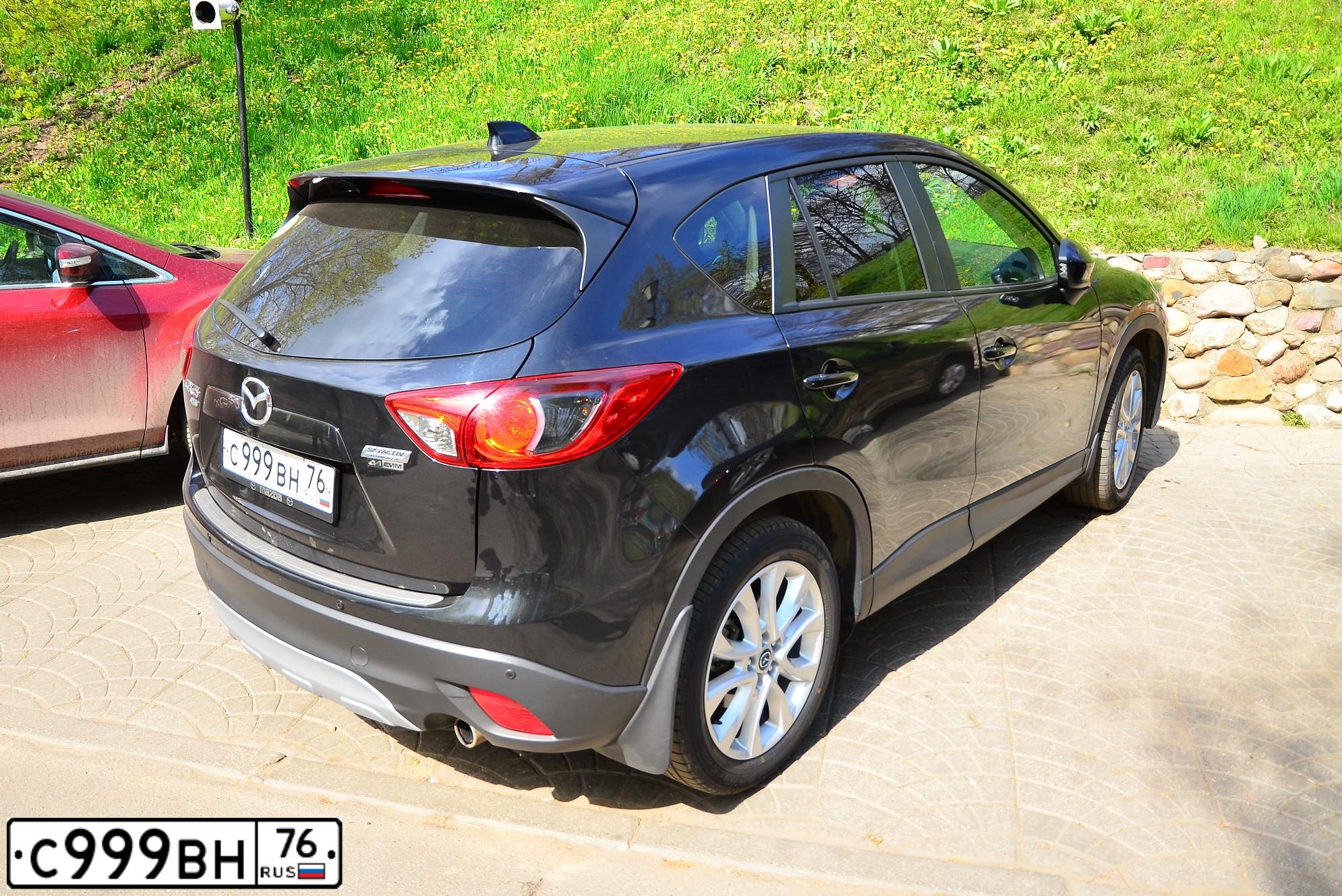 Фото автомобиля MAZDA CX-5, 2012 — госномер Е444ОО76. Цвет: ЧЕРНЫЙ