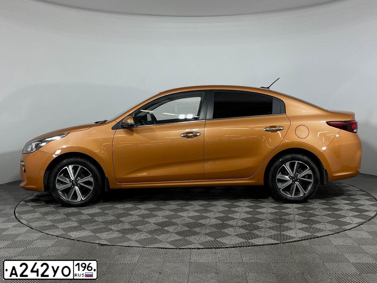 Фото автомобиля KIA RIO, 2013 — госномер А995РВ155. Цвет: БЕЖЕВЫЙ