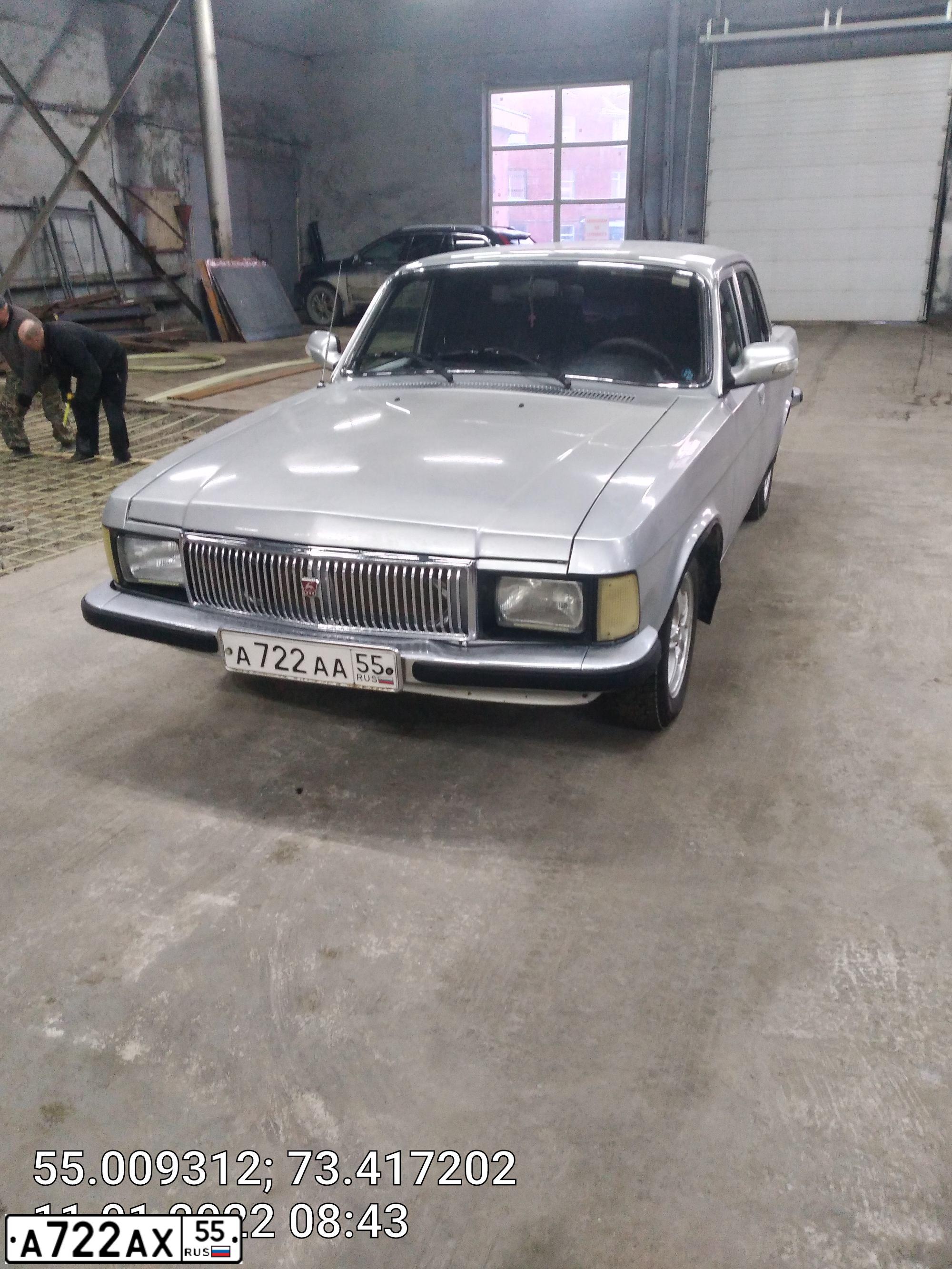 Фото автомобиля GAZ 3110 WOLGA, 1997 — госномер А722ХХ55. Цвет: СЕРЫЙ