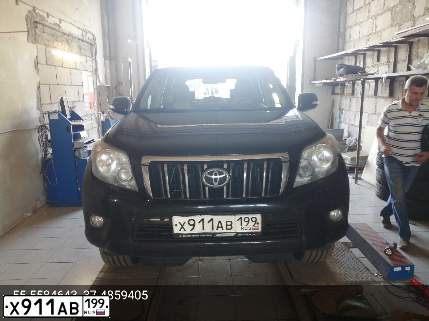 Фото автомобиля NISSAN PATHFINDER, 1998 — госномер Х911АВ199. Цвет: ЧЕРНЫЙ