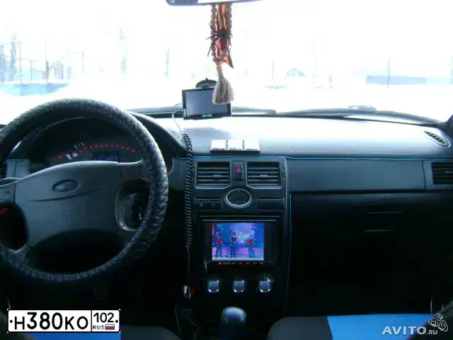 Фото автомобиля LADA 2170 PRIORA, 2008 — госномер Н380КО102. Цвет: Светло-Серебристый металлик