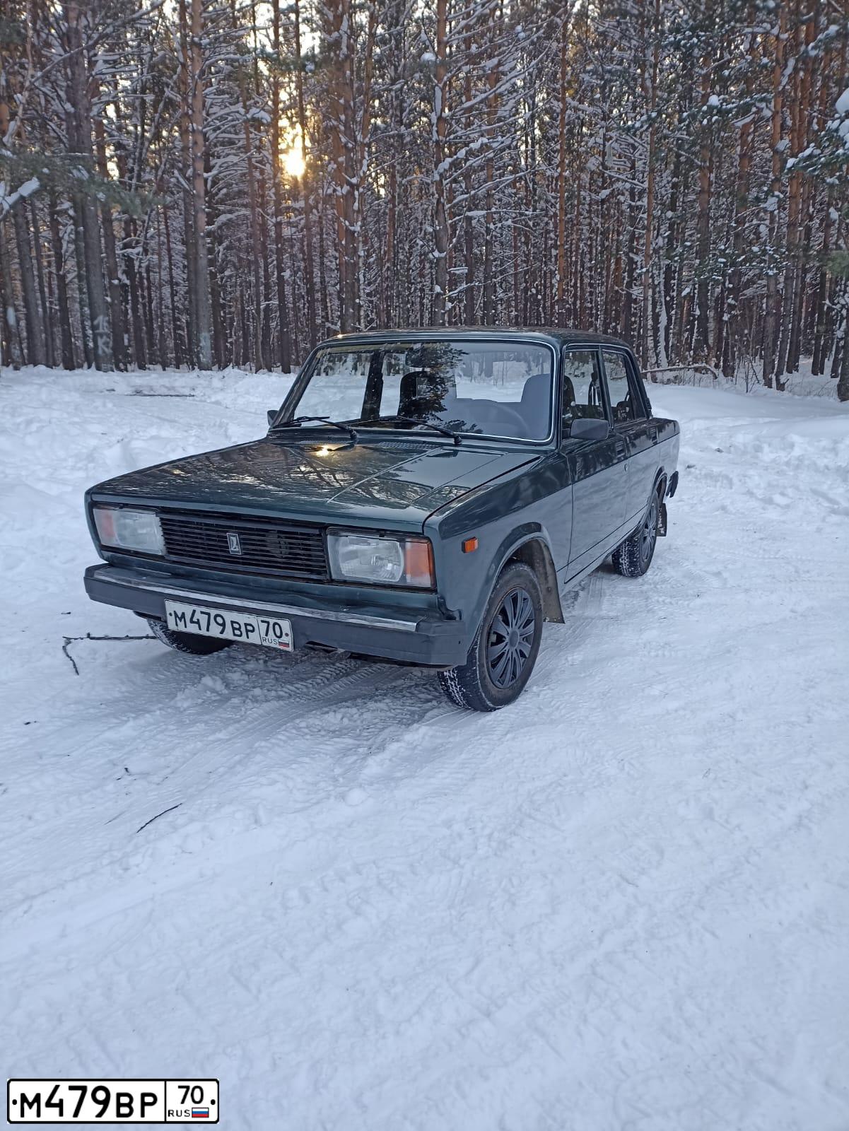 Фото автомобиля LADA 2105, 2010 — госномер Х878МТ142. Цвет: Серо-сине-зеленый