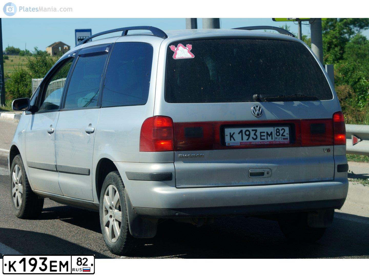 Фото автомобиля VOLKSWAGEN SHARAN, 2003 — госномер К193ЕМ82. Цвет: СЕРЫЙ