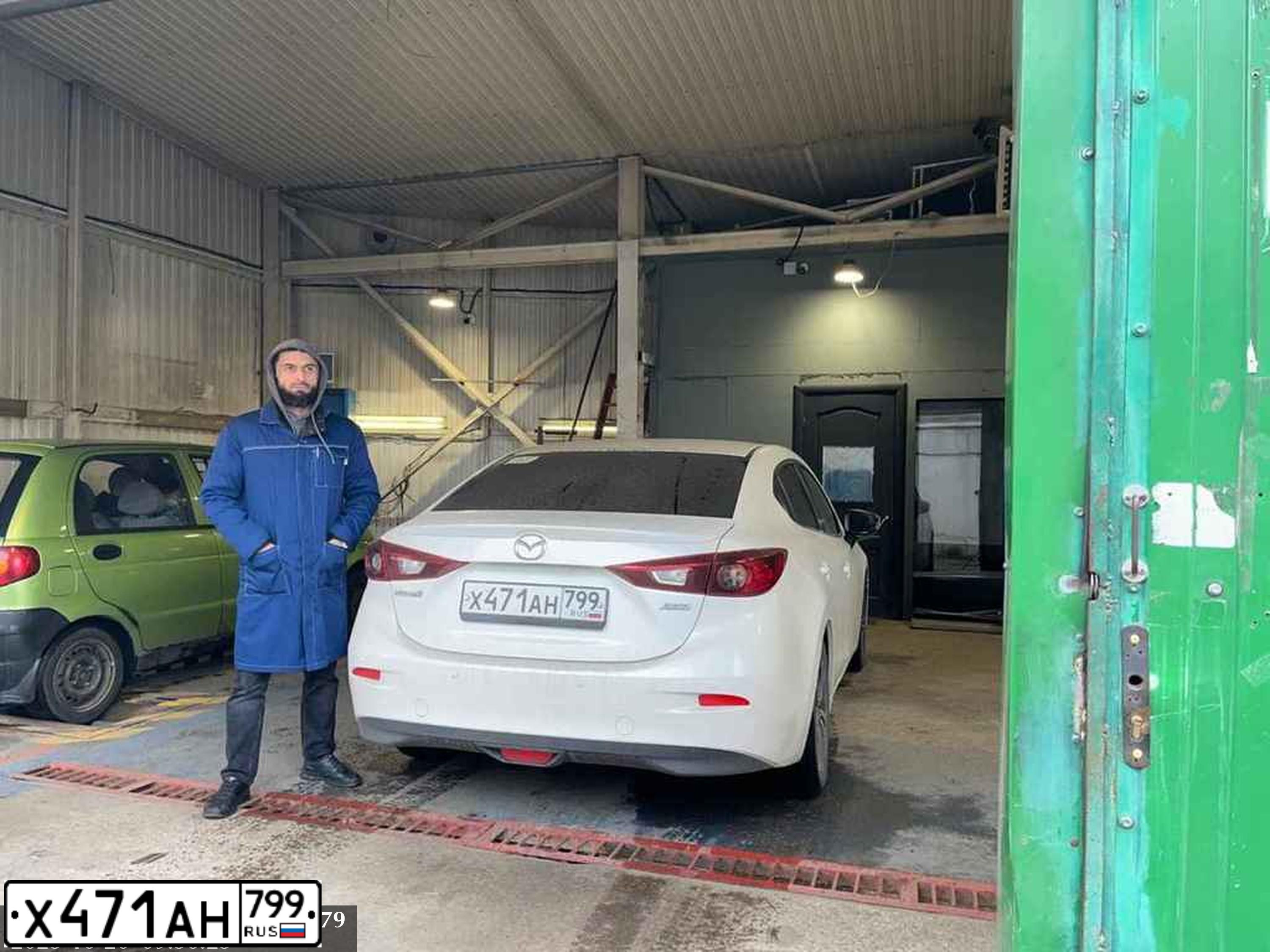 Фото автомобиля MAZDA 3, 2013 — госномер Х427МС37