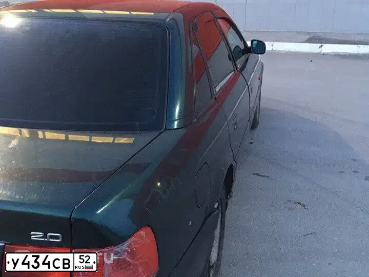 Фото автомобиля AUDI A6, 1994 — госномер У434СВ52. Цвет: Темно-зеленый