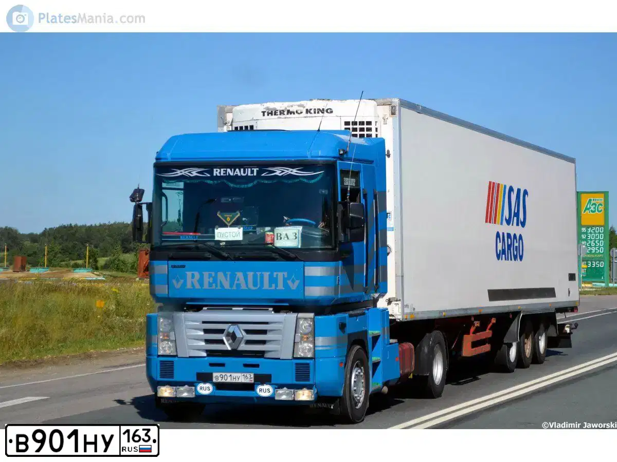 Фото автомобиля RENAULT MAGNUM, 1998 — госномер В901НУ163. Цвет: СИНИЙ