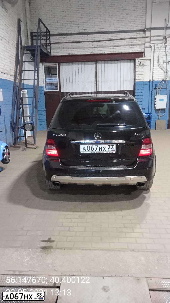Фото автомобиля MERCEDES M-KLASSE, 2008 — госномер Р774ТТ33. Цвет: ЧЕРНЫЙ