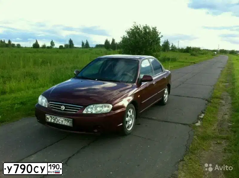 Фото автомобиля KIA SPECTRA, 2008 — госномер Р539ЕМ62. Цвет: Белый