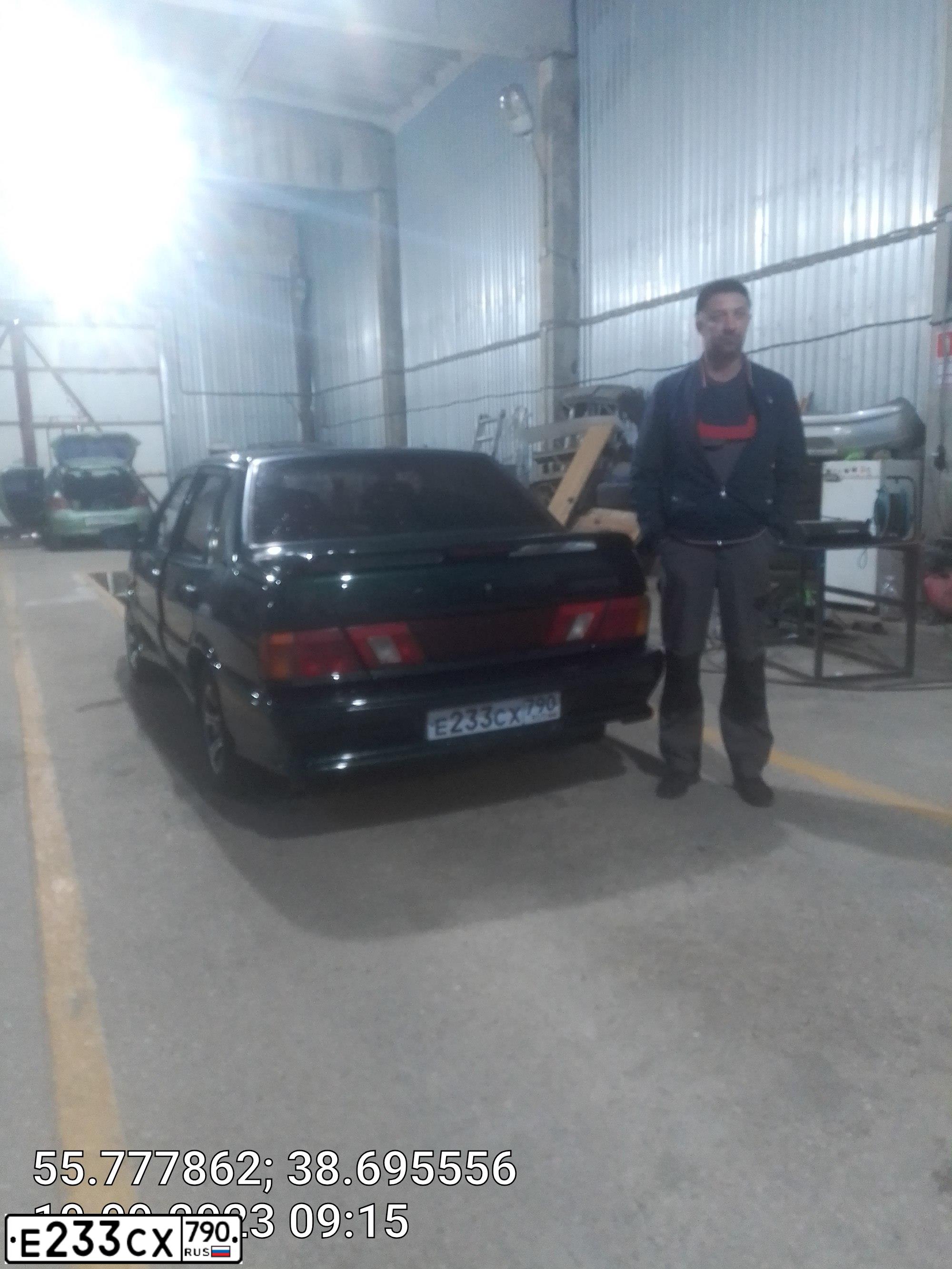 Фото автомобиля LADA 2115, 2002 — госномер С185РС40. Цвет: Темно-зеленый