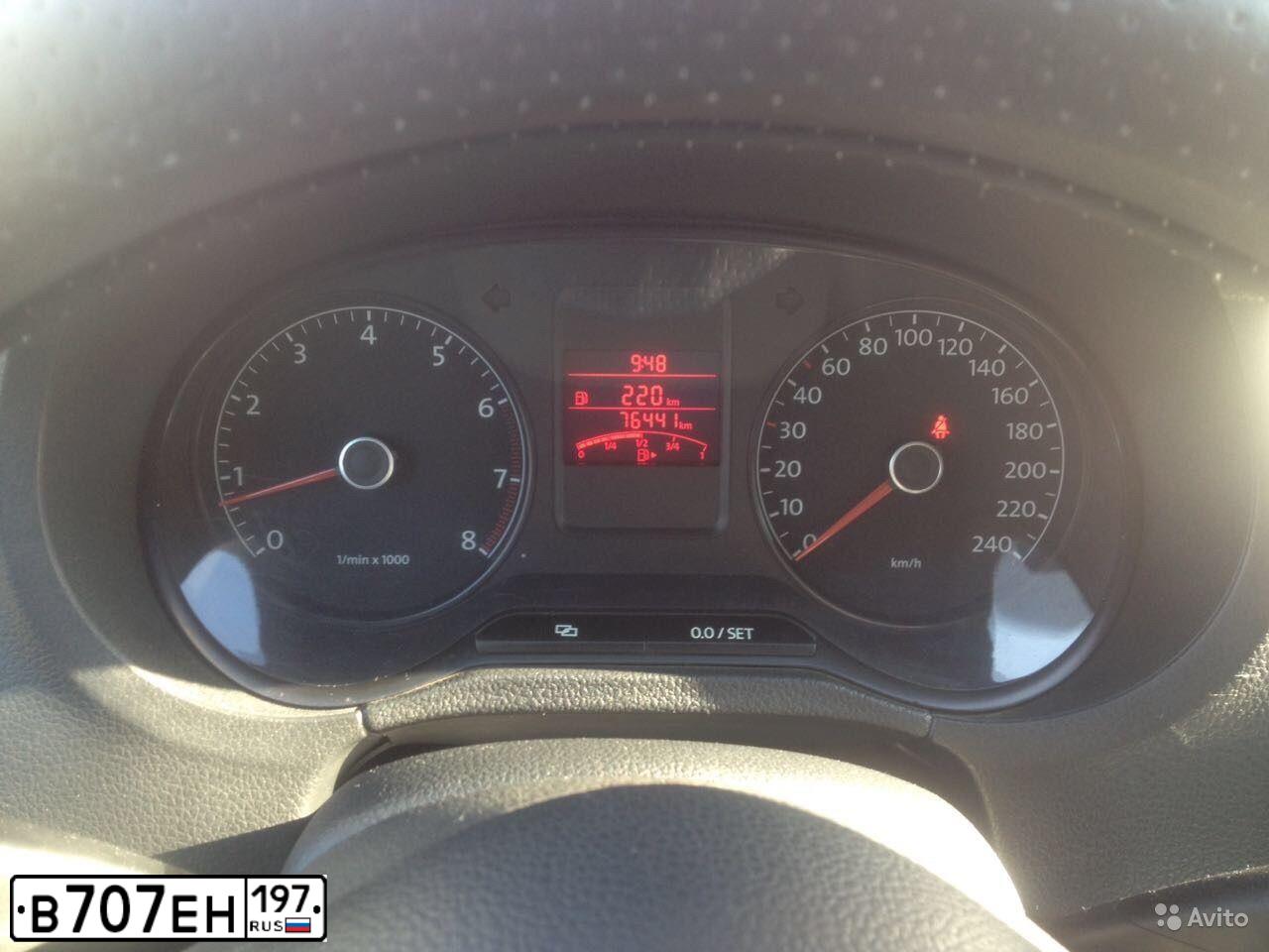 Фото автомобиля VOLKSWAGEN POLO, 2010 — госномер В454АМ180. Цвет: Белый