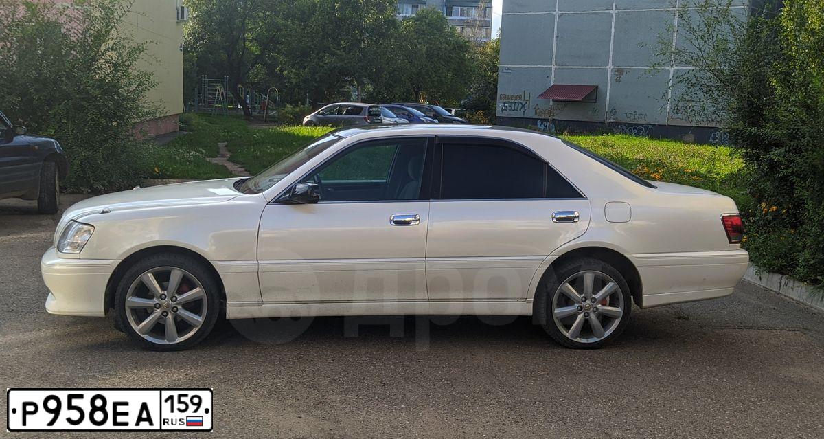 Фото автомобиля MERCEDES-BENZ C180, 2011 — госномер Х690ХВ196. Цвет: Коричневый