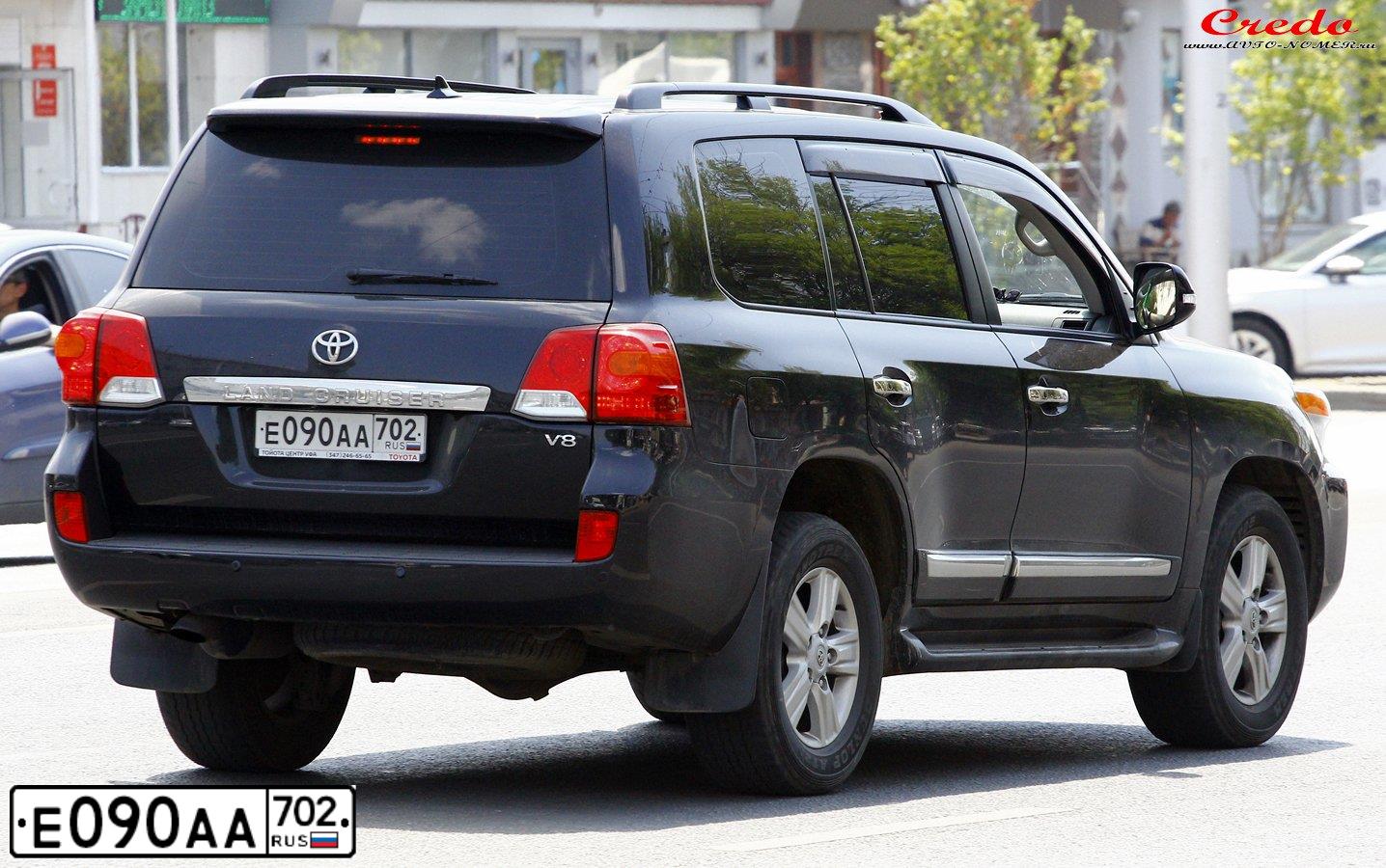 Фото автомобиля LADA 2112 LADA, 2007 — госномер В466МН156. Цвет: БИРЮЗОВЫЙ
