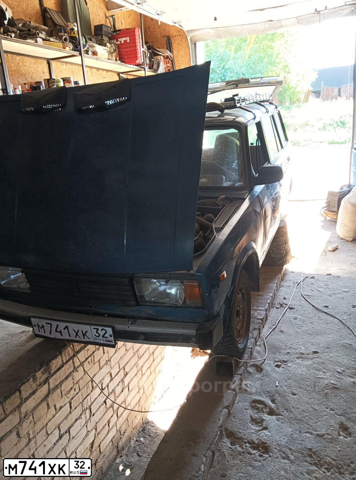 Фото автомобиля LADA 2104, 2000 — госномер М741ХК32. Цвет: СИНЕ-ЗЕЛЕНЫЙ