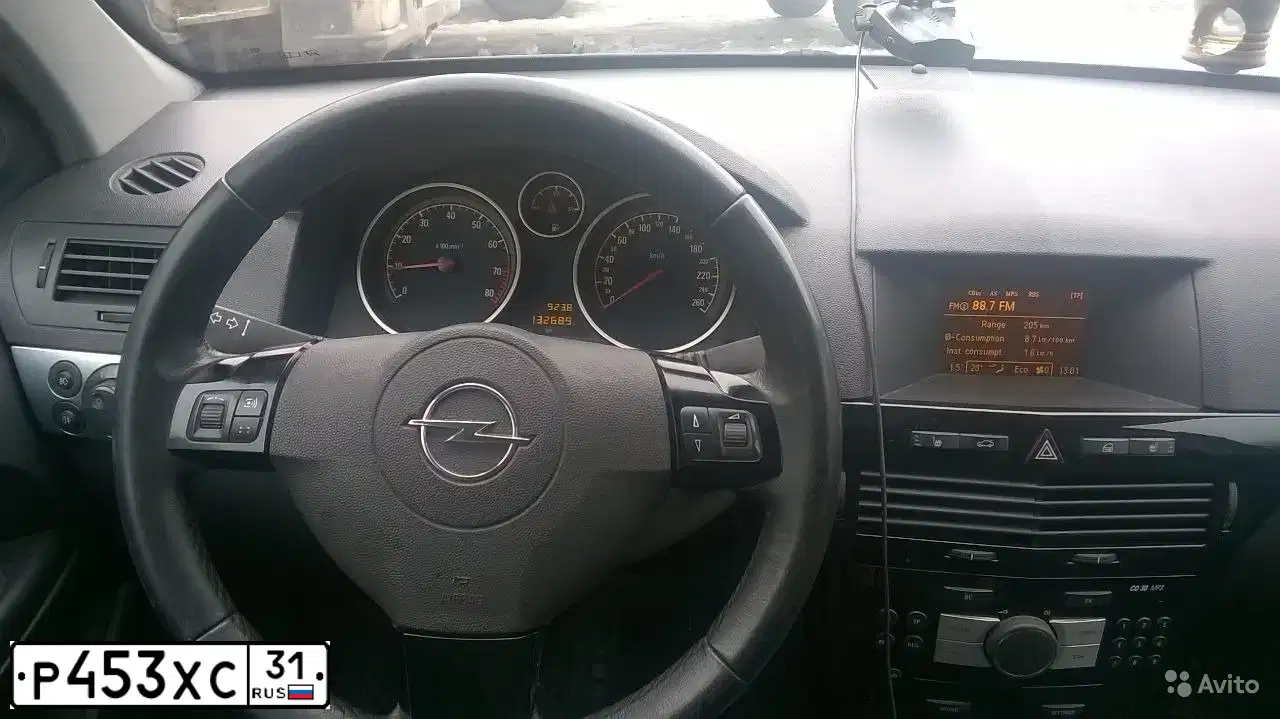 Фото автомобиля OPEL ASTRA, 2008 — госномер О988ВС46. Цвет: ТЕМНО-СЕРЫЙ