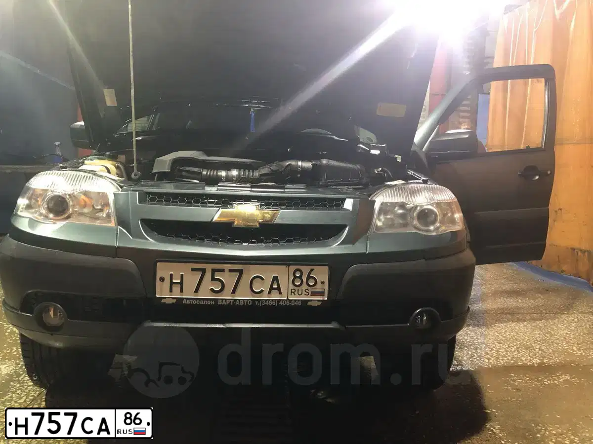 Фото автомобиля UAZ 3741, 2007 — госномер А485ХР186. Цвет: БЕЛАЯ НОЧЬ