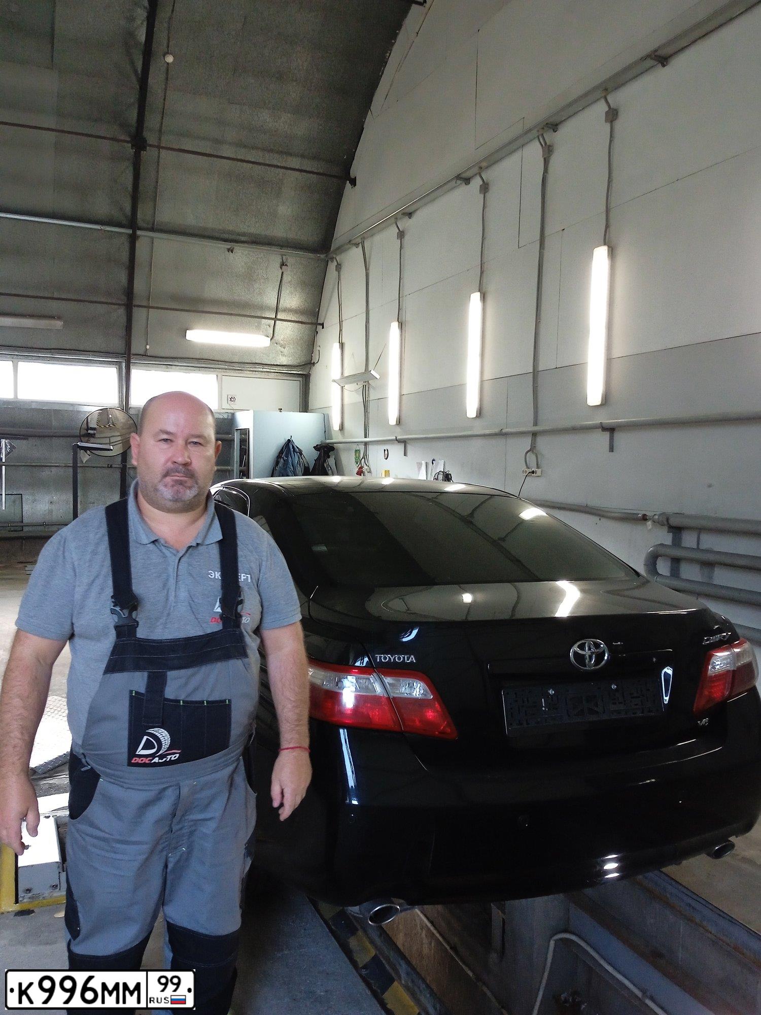 Фото автомобиля TOYOTA CAMRY, 2007 — госномер А679АР199. Цвет: ЧЕРНЫЙ