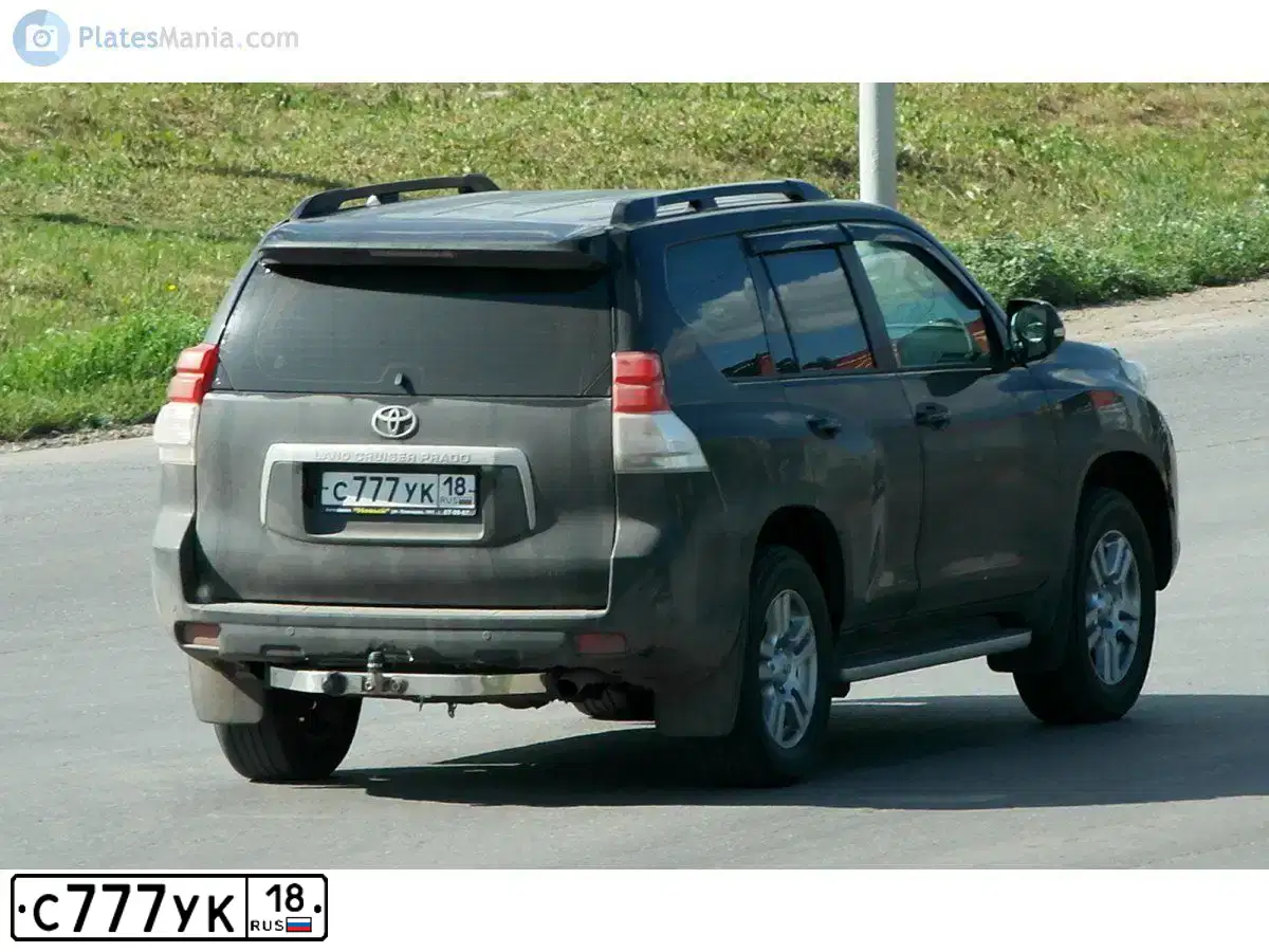 Фото автомобиля TOYOTA LANDCRUISER, 2012 — госномер С777УК18