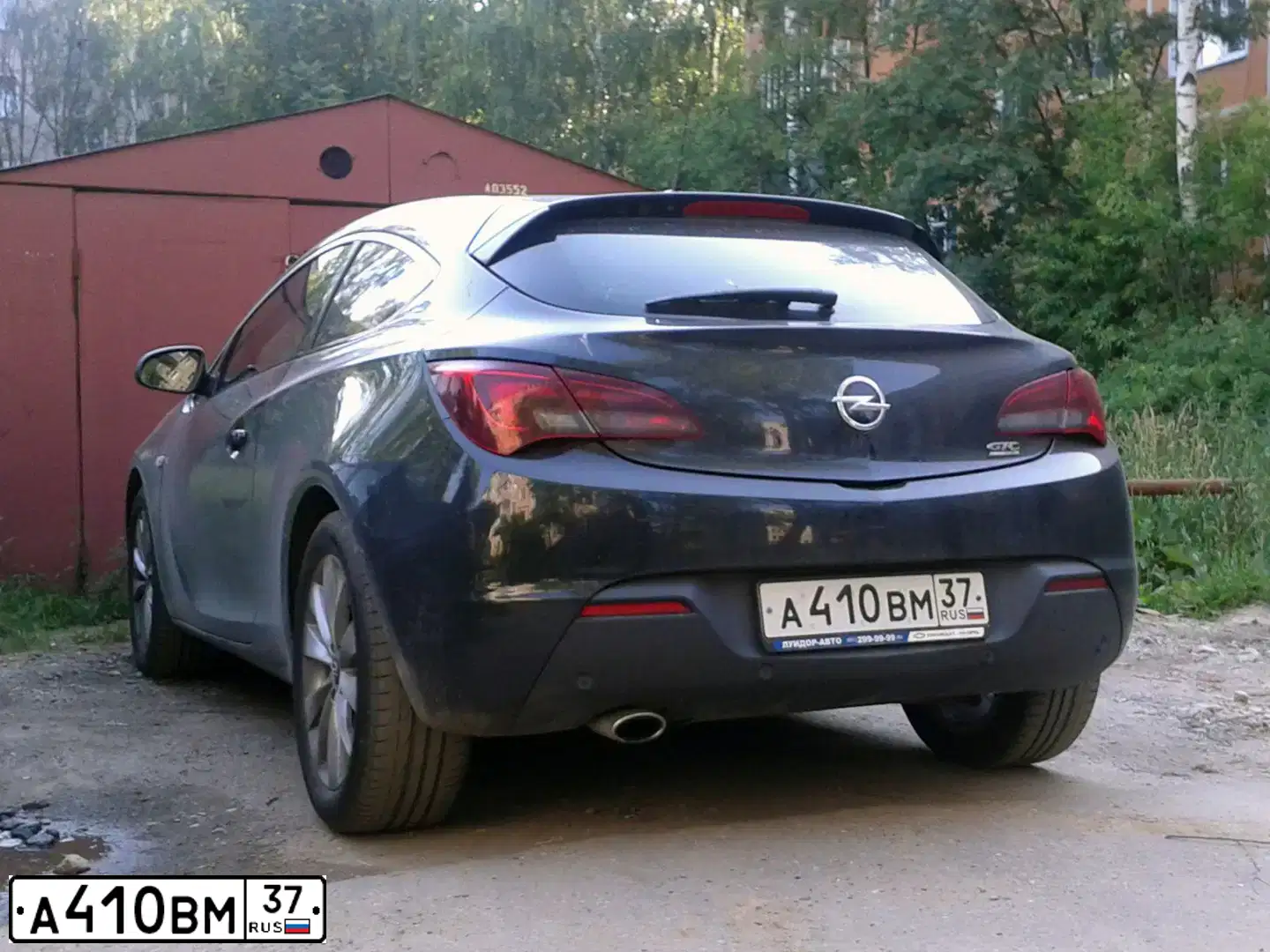 Фото автомобиля OPEL ASTRA, 2012 — госномер А303УС37. Цвет: ЧЕРНЫЙ