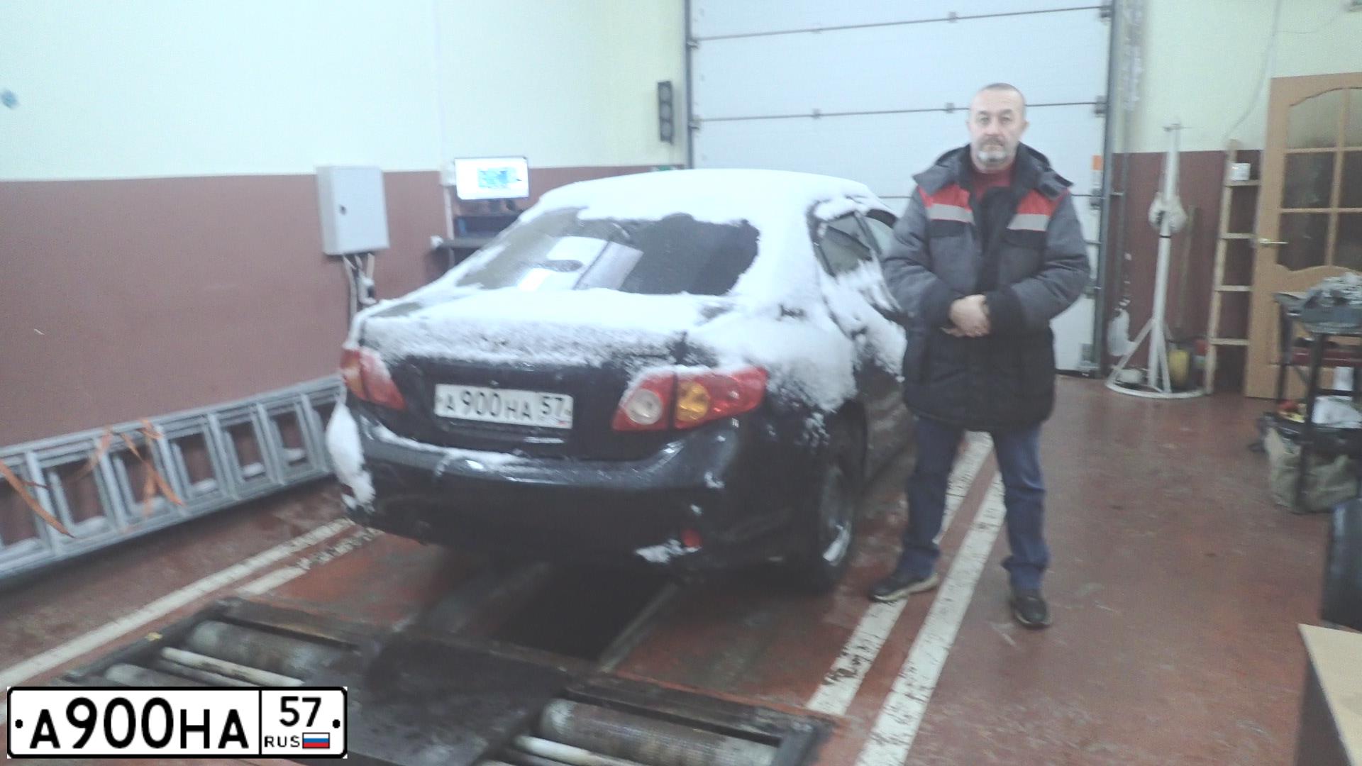 Фото автомобиля TOYOTA COROLLA, 2008 — госномер А900НА57. Цвет: ЧЕРНЫЙ