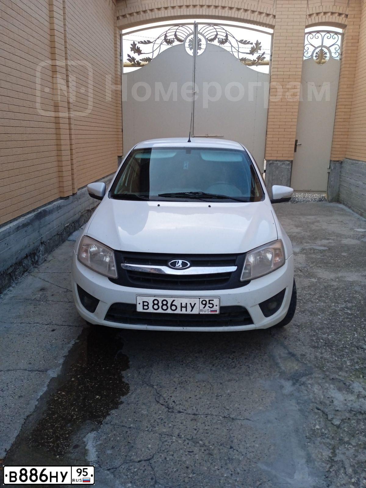 Фото автомобиля LADA 2190 GRANTA, 2014 — госномер В886НУ95. Цвет: БЕЛЫЙ