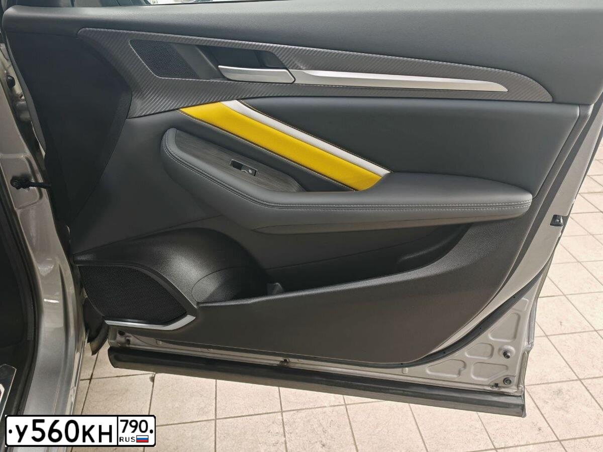 Фото автомобиля HAVAL F7X, 2021 — госномер С637КХ76. Цвет: СЕРЫЙ
