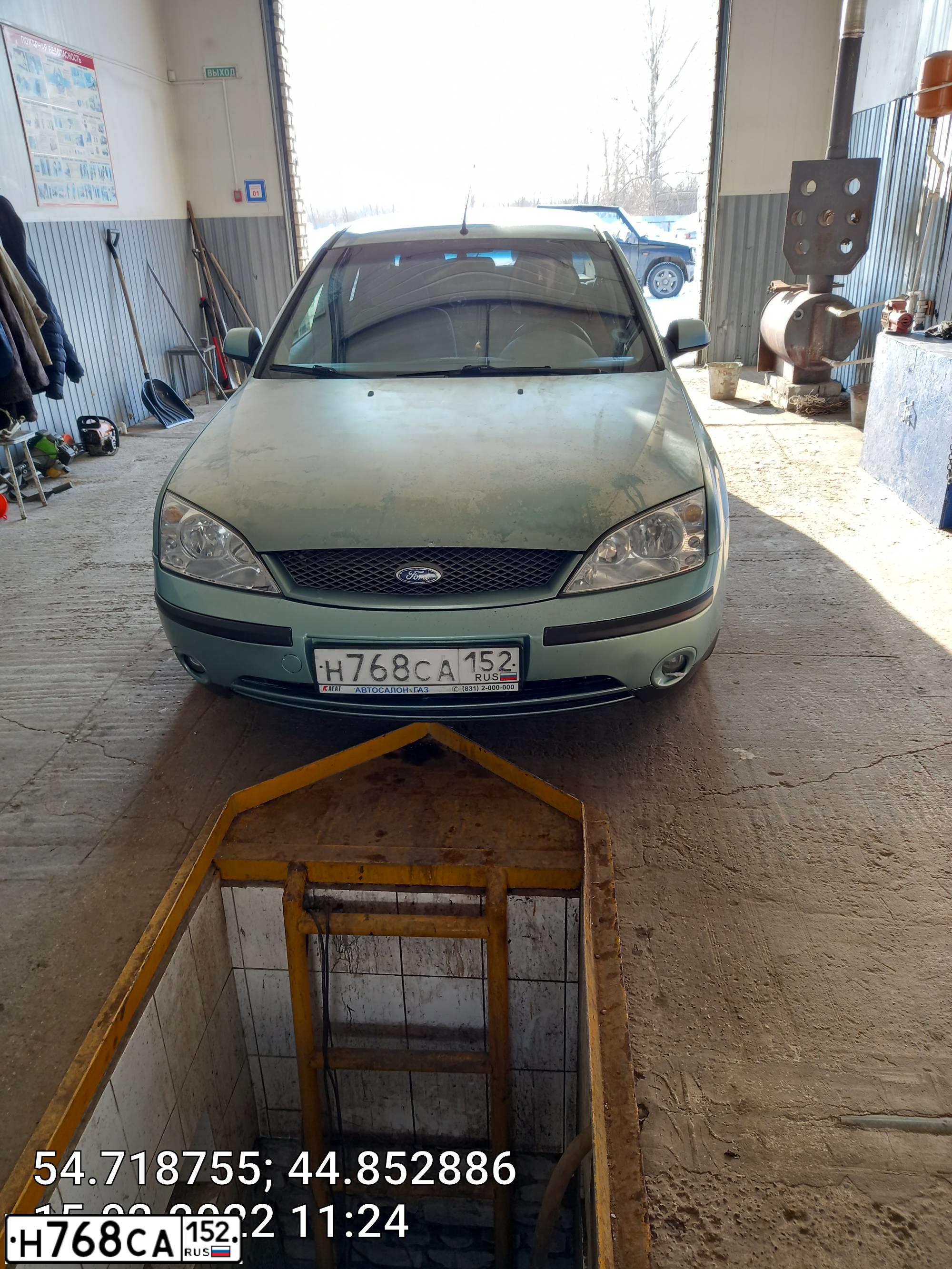Фото автомобиля FORD MONDEO, 2001 — госномер Р499ТВ40. Цвет: ЗЕЛЕНЫЙ