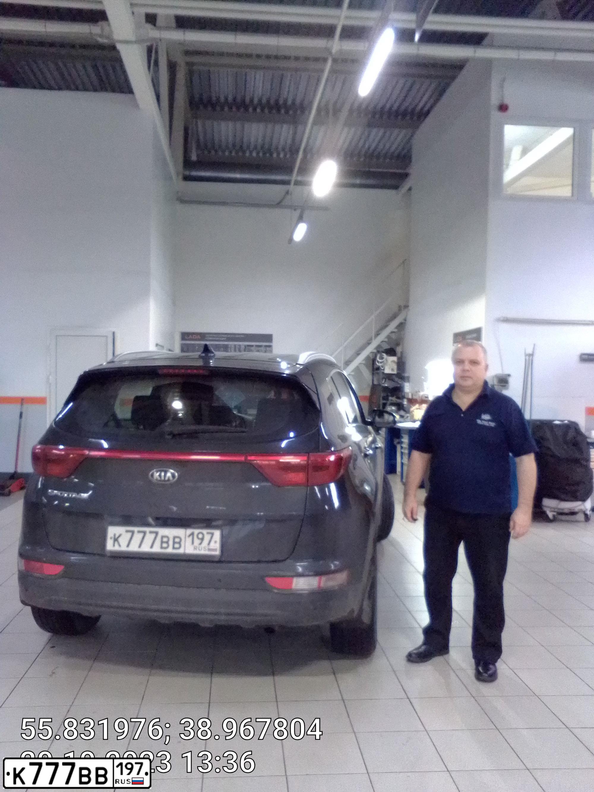 Фото автомобиля KIA SPORTAGE, 2017 — госномер Т074АН550. Цвет: ЧЕРНЫЙ ПЕРЛАМУТР