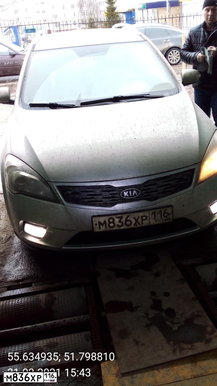 Фото автомобиля KIA CEE'D, 2010 — госномер М836ХР116. Цвет: ПЕРЛАМ-СЕРЕБРИСТ.