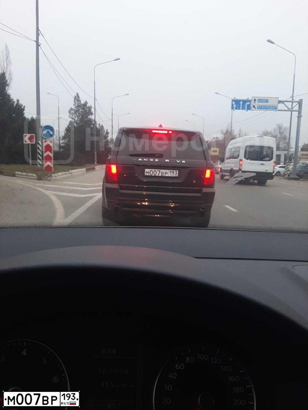 Фото автомобиля LAND ROVER DISCOVERY, 2007 — госномер Е680УР193
