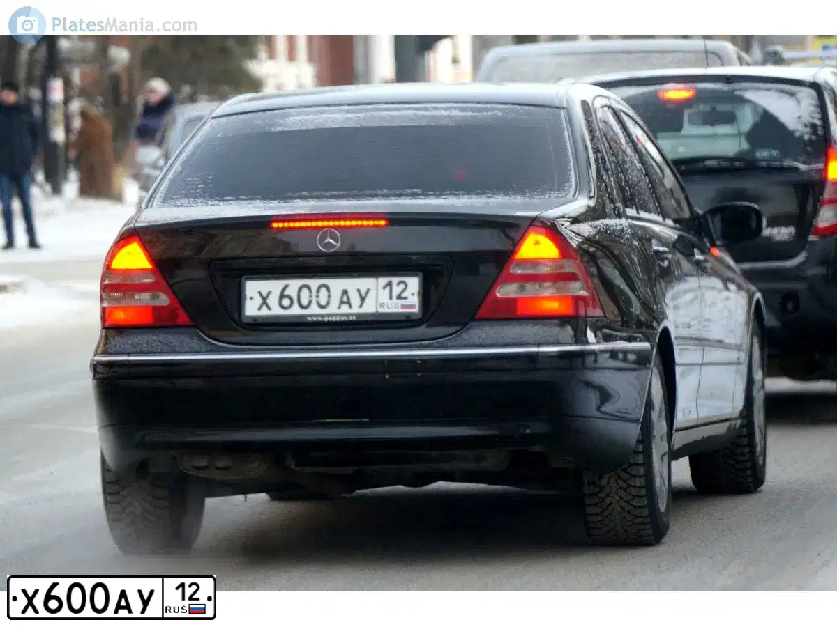 Фото автомобиля MERCEDES C-KLASSE, 2003 — госномер Х600АУ12. Цвет: ЧЕРНЫЙ