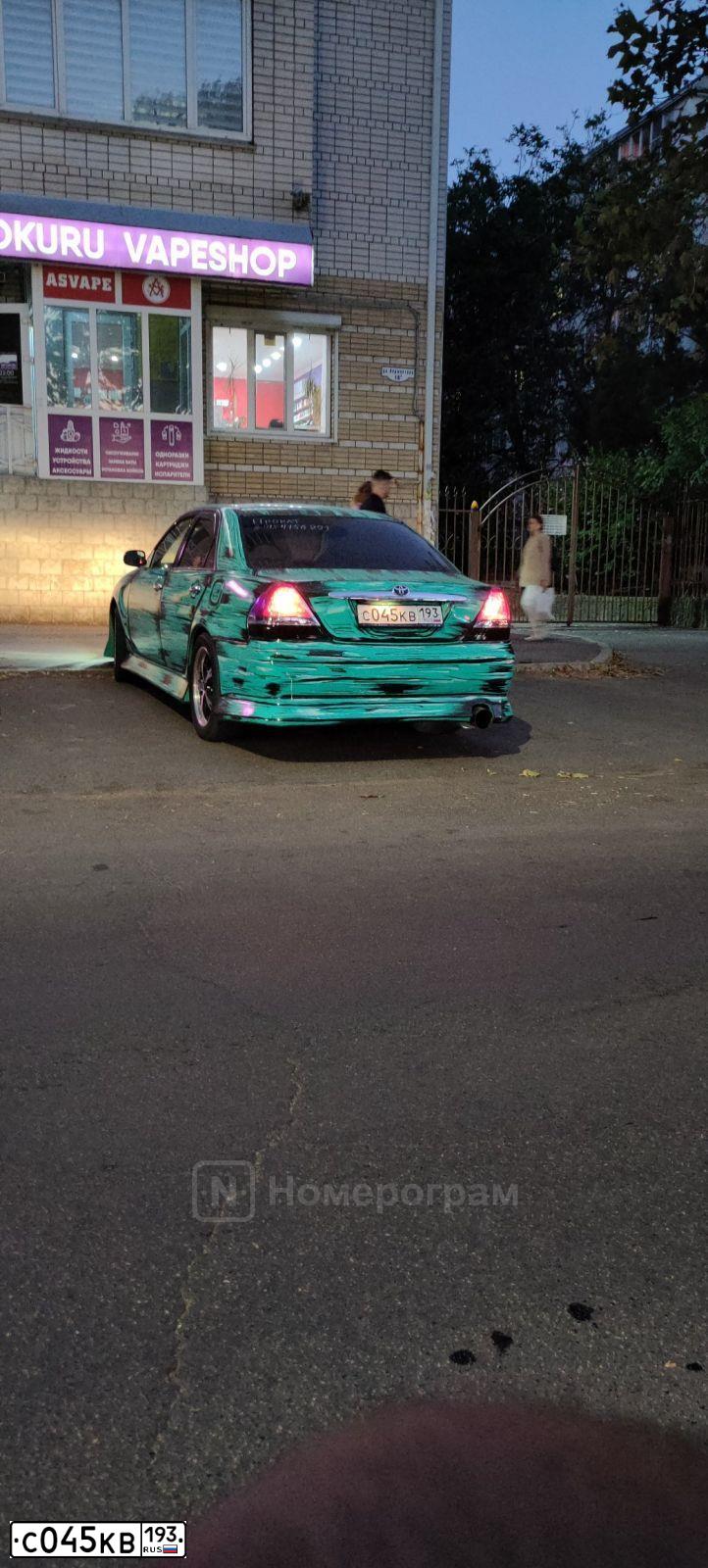 Фото автомобиля TOYOTA MARK II, 2004 — госномер А660ТН193